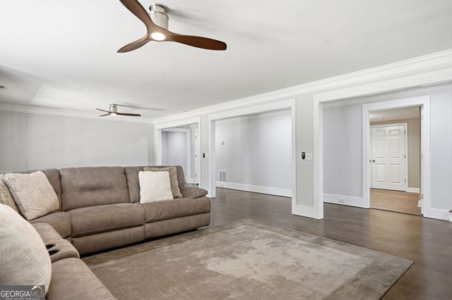401 Maple Ridge Court, Cumming, GA 30028