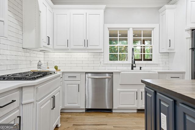 401 Maple Ridge Court, Cumming, GA 30028