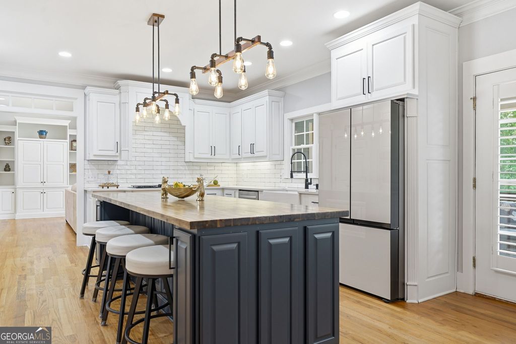 401 Maple Ridge Court, Cumming, GA 30028