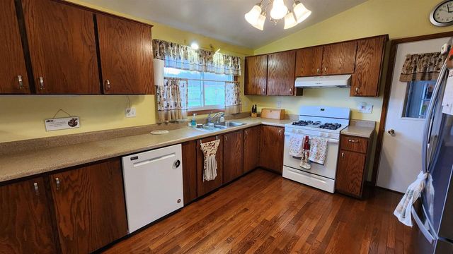 N399 Mount Hope Road, Brodhead, WI 53520