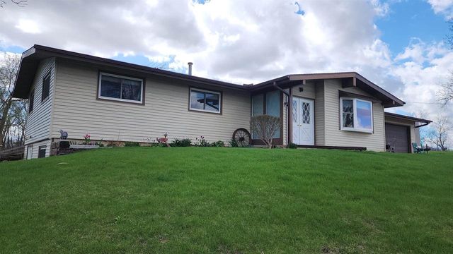 N399 Mount Hope Road, Brodhead, WI 53520
