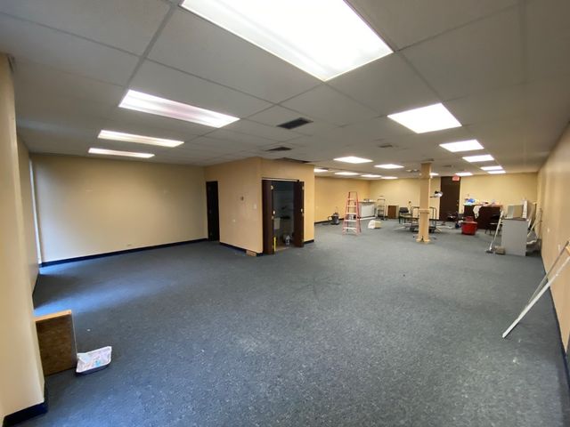 2555 W Lincoln Highway 102, Olympia Fields, IL 60461