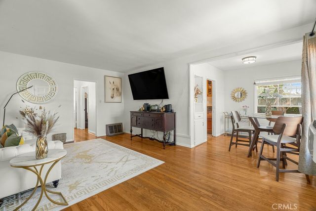 4813 Pacific, Long Beach, CA 90805