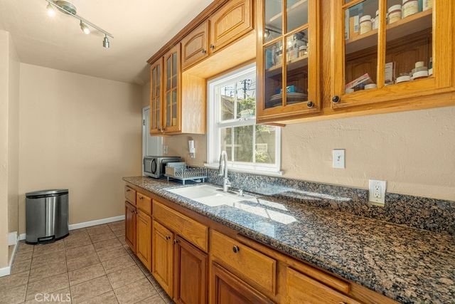 4813 Pacific, Long Beach, CA 90805