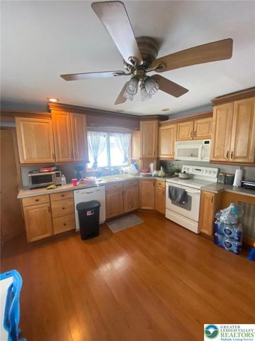 207 Chestnut Street, Slatington Boro, PA 18080