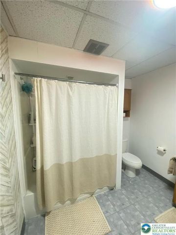 207 Chestnut Street, Slatington Boro, PA 18080