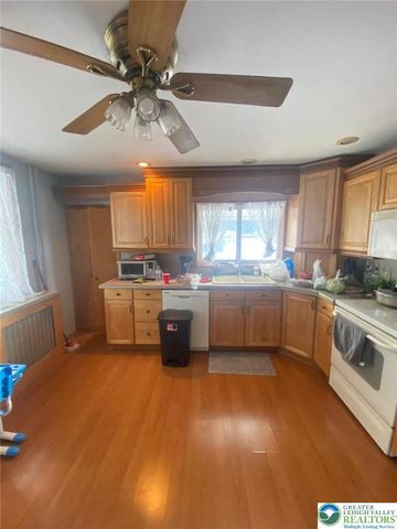 207 Chestnut Street, Slatington Boro, PA 18080