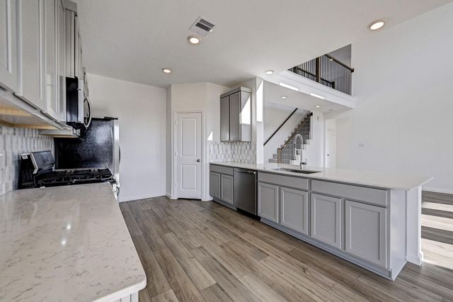 2605 Mackinac Bay Drive, Texas City, TX 77568