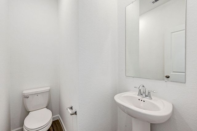 2605 Mackinac Bay Drive, Texas City, TX 77568