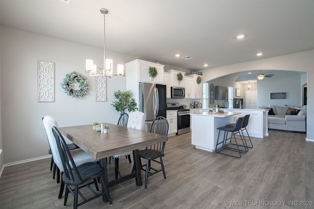 5310 S Andros Avenue, Sand Springs, OK 74063