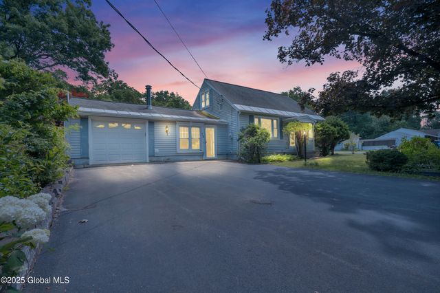 13 Collamer Drive, Malta, NY 12020