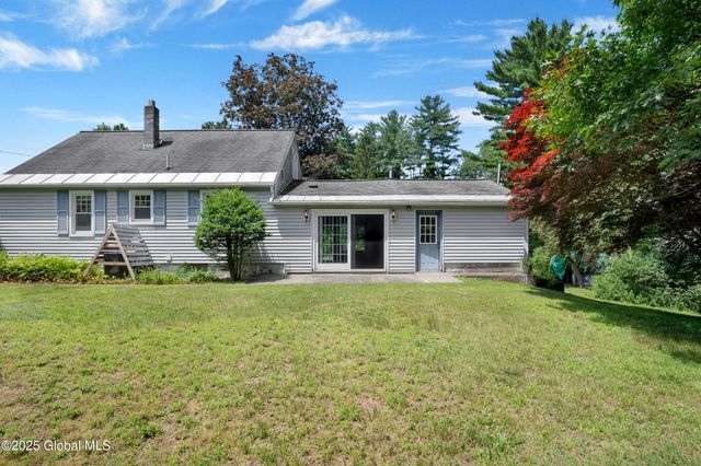 13 Collamer Drive, Malta, NY 12020