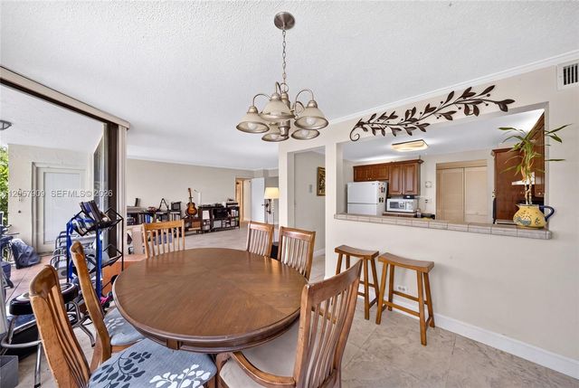 6666 SW 115th Court 301, Miami, FL 33173