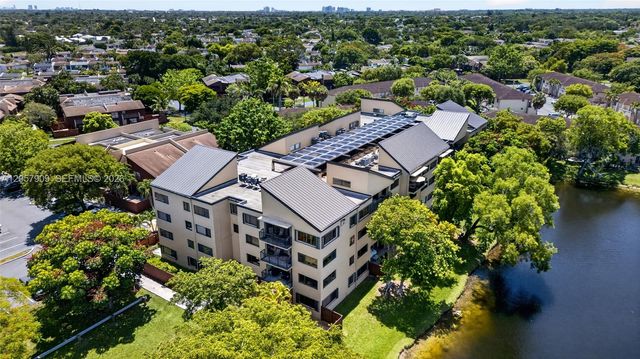 6666 SW 115th Court 301, Miami, FL 33173