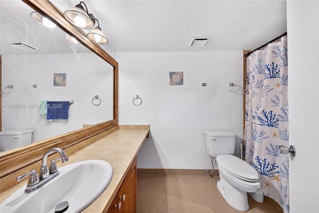6666 SW 115th Court 301, Miami, FL 33173