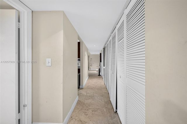 6666 SW 115th Court 301, Miami, FL 33173
