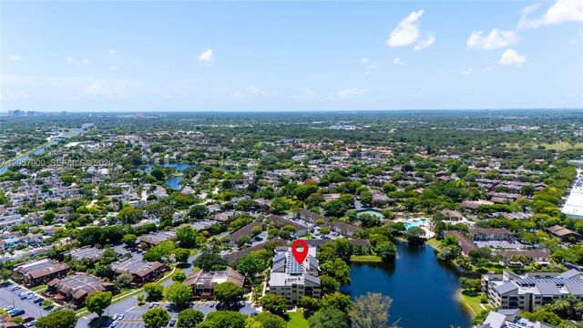 6666 SW 115th Court 301, Miami, FL 33173