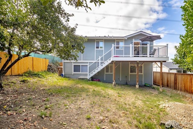 1611 S 84th Street, Tacoma, WA 98444