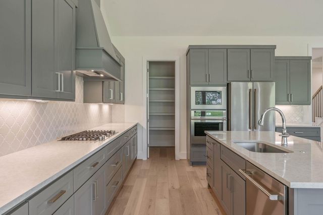 25216 Pleasant Retreat Court, Montgomery, TX 77356