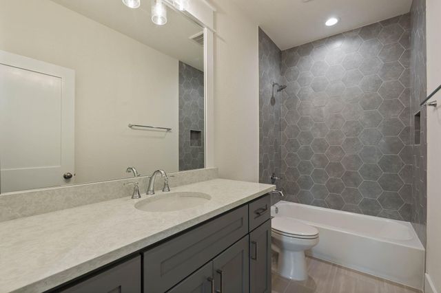 25216 Pleasant Retreat Court, Montgomery, TX 77356