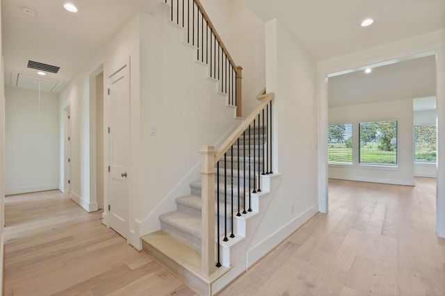 25216 Pleasant Retreat Court, Montgomery, TX 77356