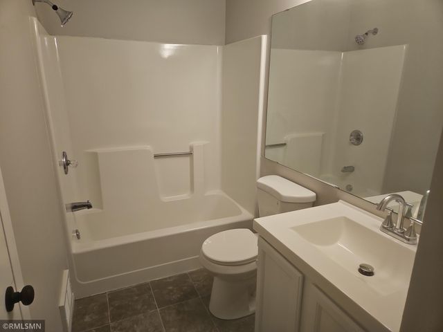 5072 Upper 182nd Street W, Farmington, MN 55024