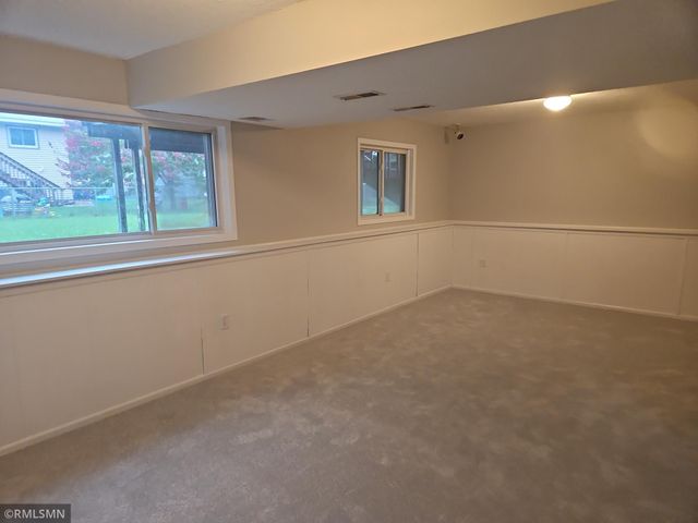 5072 Upper 182nd Street W, Farmington, MN 55024