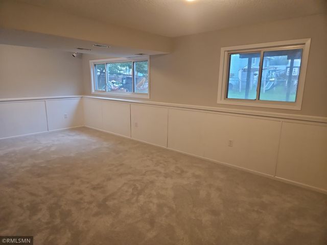 5072 Upper 182nd Street W, Farmington, MN 55024