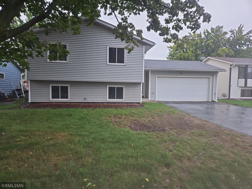 5072 Upper 182nd Street W, Farmington, MN 55024