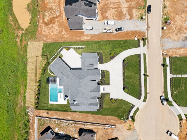 8104 Turning Point Dr, Brentwood, TN 37027