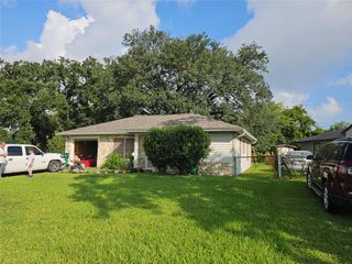 201 Delta Street, Pasadena, TX 77506