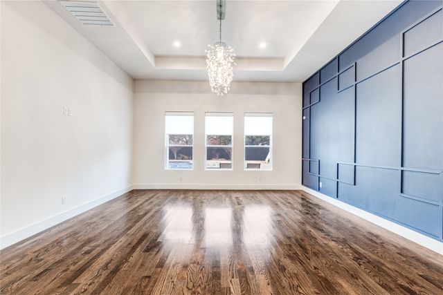 6921 Valley View Lane, Dallas, TX 75240