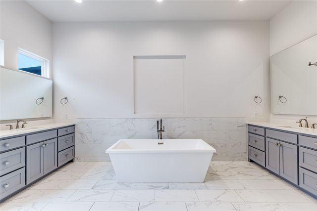 6921 Valley View Lane, Dallas, TX 75240