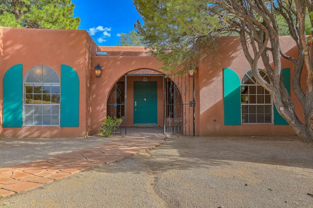 1020 BRAZOS Place SE, Albuquerque, NM 87123