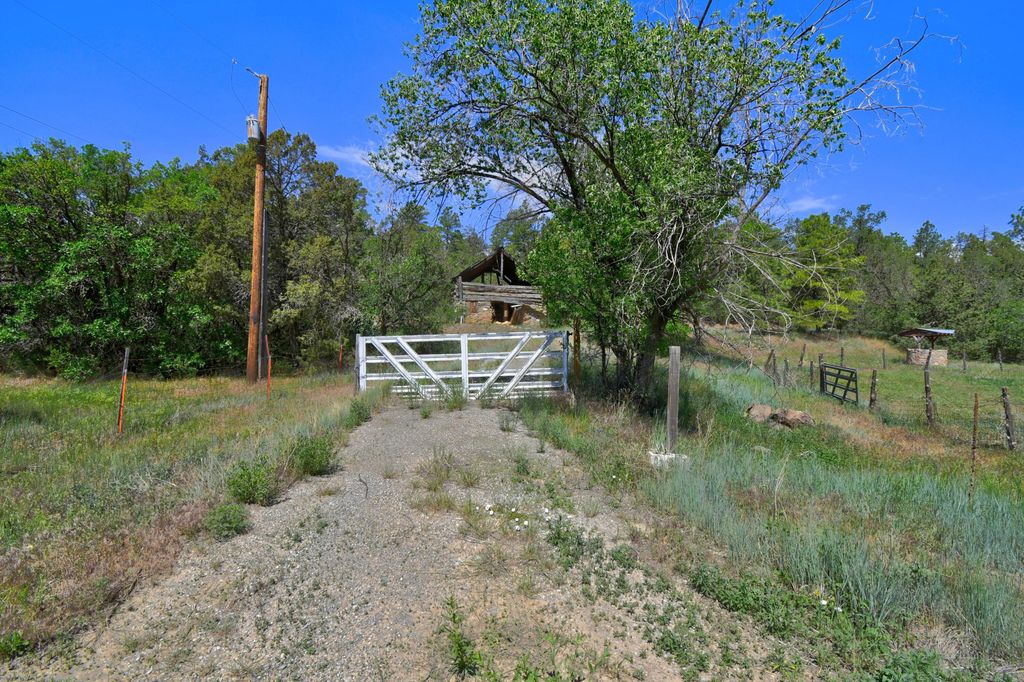 146 SKYLAND Boulevard, Tijeras, NM 87059