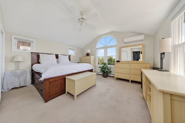 8 Standish Avenue, Hull, MA 02045