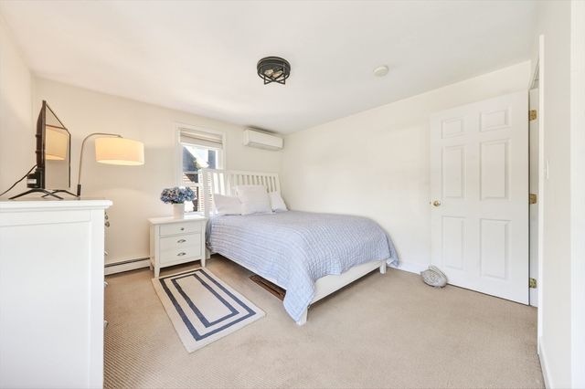 8 Standish Avenue, Hull, MA 02045
