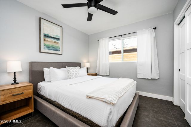 8059 E CAMBRIDGE Avenue, Scottsdale, AZ 85257