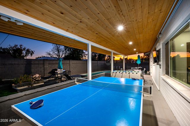 8059 E CAMBRIDGE Avenue, Scottsdale, AZ 85257