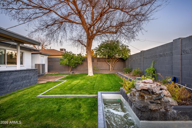 8059 E CAMBRIDGE Avenue, Scottsdale, AZ 85257