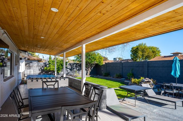 8059 E CAMBRIDGE Avenue, Scottsdale, AZ 85257