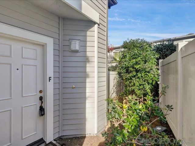 8641 Via Mallorca F, La Jolla, CA 92037