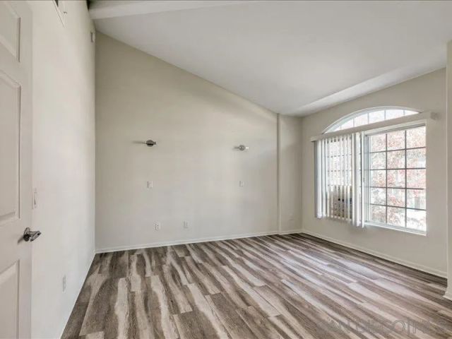 8641 Via Mallorca F, La Jolla, CA 92037