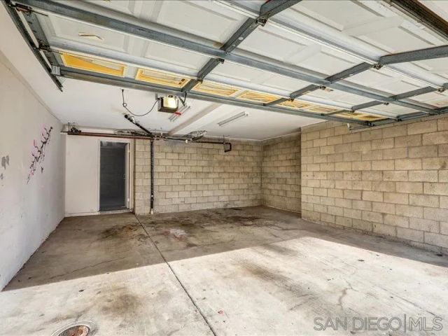 8641 Via Mallorca F, La Jolla, CA 92037