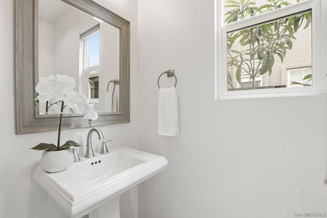 11369 Vista Elevada, San Diego, CA 92131