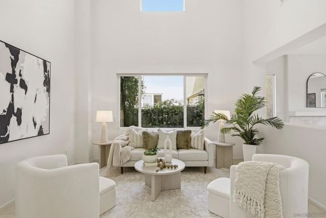 11369 Vista Elevada, San Diego, CA 92131