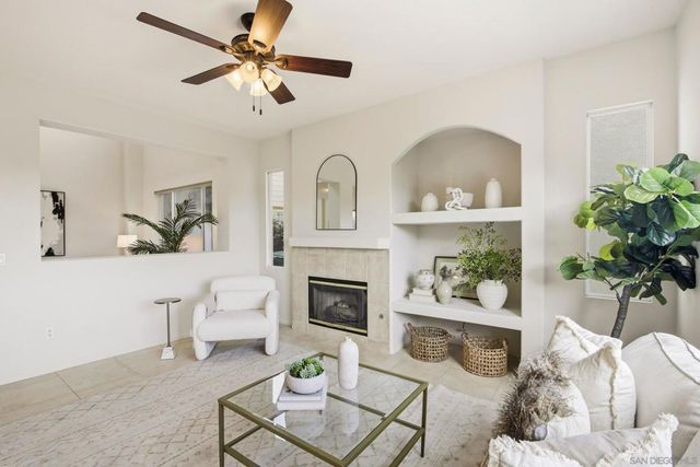 11369 Vista Elevada, San Diego, CA 92131