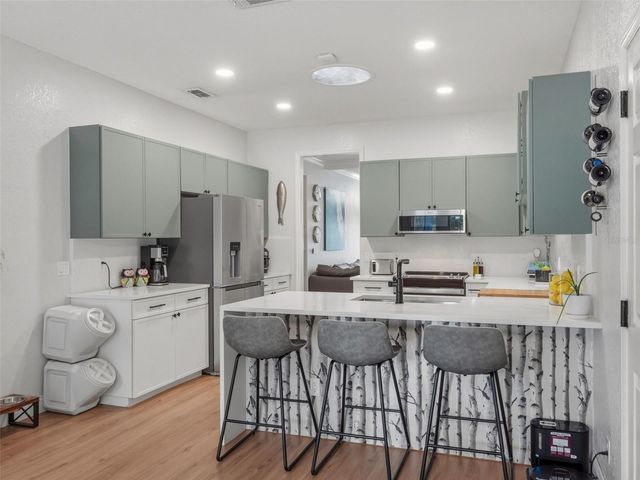 301 S LAWSONA BOULEVARD, Orlando, FL 32801