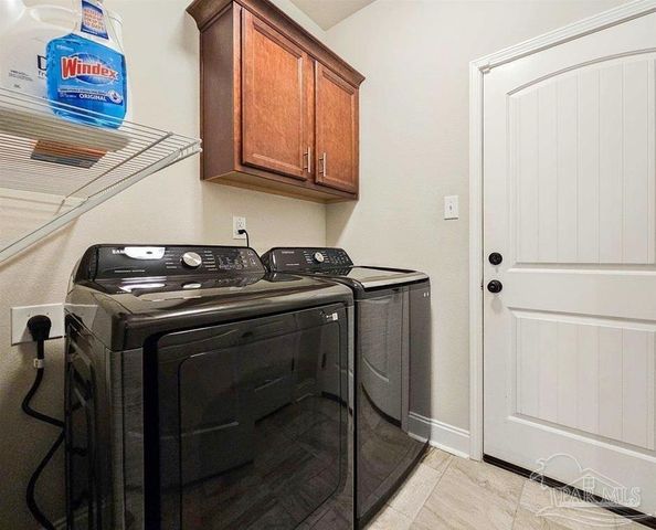 8881 Bellawood Cir, Pensacola, FL 32514