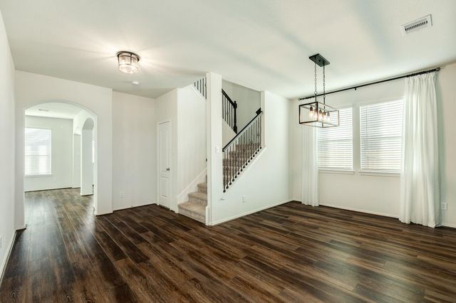 352 Selah Ct, Alvin, TX 77511